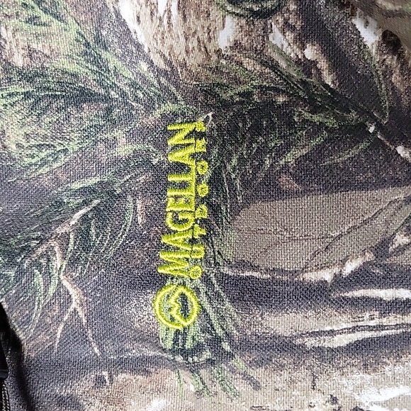 Magellan - Picture 5 of 9